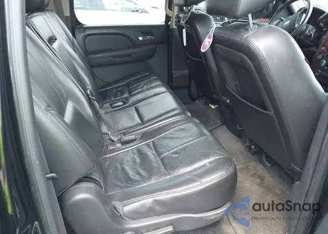 2012 Chevrolet Suburban 1500 Lt from USA, damaged, VIN 1GNSKJE75CR101007